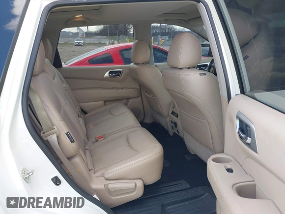 2019 Nissan Pathfinder S z VIN 5N1DR2MM5KC635874, wystawiony jako IAAI lot #41790147 z przebiegiem 97 710 mil mil oraz . Historia ofert i sprzedaży dostępna na DreamBid. Obrazek 8.
