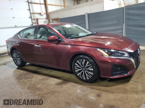 2023 Nissan Altima SV z VIN 1N4BL4DV3PN359679, wystawiony jako Copart lot #59528045 z przebiegiem 57 310 mil mil oraz Czysty tytuł • Clean title. Historia ofert i sprzedaży dostępna na DreamBid. Obrazek 4.