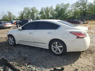 2015 Nissan Altima S with VIN 1N4AL3AP7FC177666, listed as a Copart auction lot 55441875 with 97,110 mi miles and Clean Title. Bid and sale history available at DreamBid. Image 2.