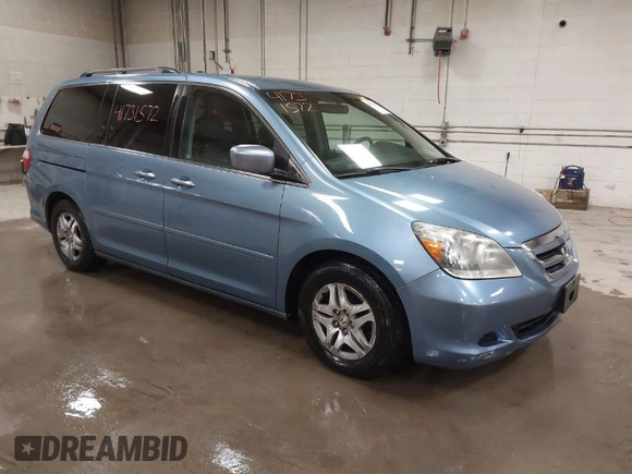 2006 Honda Odyssey EX with VIN 5FNRL38466B123206, listed as a IAAI auction lot 41731572 with 110,792 mi miles. Bid and sale history available at carsss.com. Image 1.