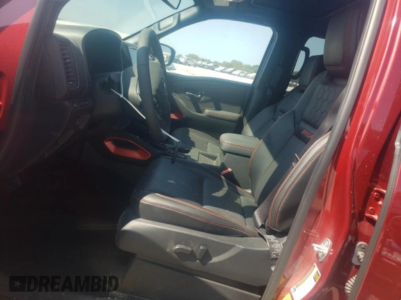 2024 Nissan Frontier PRO-4X with VIN 1N6ED1EK2RN637690, listed as a Copart auction lot 68549674 with 2,539 mi miles and Salvage Title. Bid and sale history available at carsss.com. Image 7.