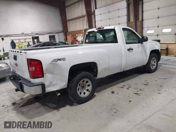 2008 Chevrolet Silverado 1500 Work Truck with VIN 1GCEK14C38Z242301, listed as a IAAI auction lot 41782709 with 42,525 mi miles. Bid and sale history available at carsss.com. Image 4.