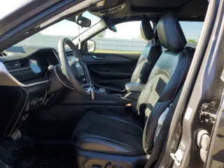 2023 Jeep Grand Cherokee Altitude с VIN 1C4RJGAG2PC623248, выставлен на аукционе Copart как лот 81327544 с пробегом 19 438 миль миль и Списание • Salvage title. История ставок и продаж доступна на DreamBid. Изображение 7.