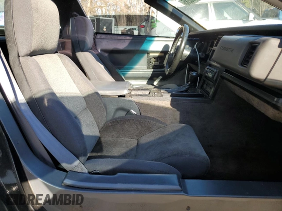 1986 Chevrolet Corvette z VIN 1G1YY0782G5104731, wystawiony jako Copart lot #47388285 z przebiegiem 118 949 mil mil oraz Nie do naprawy • Non repairable. Historia ofert i sprzedaży dostępna na DreamBid. Obrazek 10.