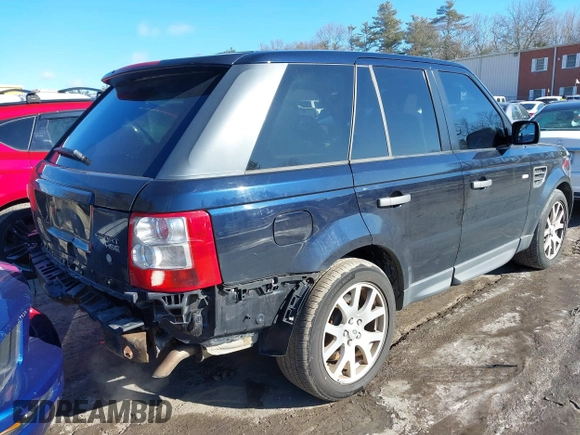 2009 Land Rover Range Rover Sport HSE with VIN SALSK254X9A206629, listed as a IAAI auction lot 41608448 with 207,322 mi miles. Bid and sale history available at carsss.com. Image 4.
