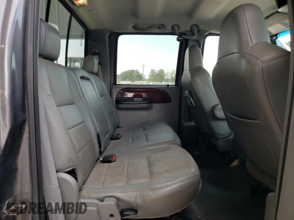 2007 Ford F-350 XL с VIN 1FTSW31P57EA09827, выставлен на аукционе Copart как лот 59171795 с пробегом 308 606 миль миль и Чистый • Clean title. История ставок и продаж доступна на DreamBid. Изображение 10.