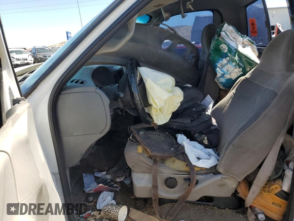 2000 Ford F-150 XL with VIN 1FTZF0727YKA84301, listed as a Copart auction lot 71593544 with 0 mi miles and Salvage Title. Bid and sale history available at carsss.com. Image 7.