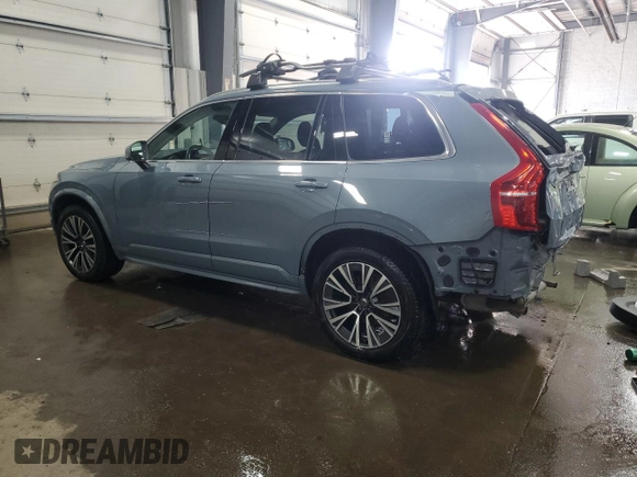 2020 Volvo XC90 Momentum with VIN YV4102PK8L1558214, listed as a Copart auction lot 47214325 with 51,389 mi miles and Salvage Title. Bid and sale history available at carsss.com. Image 2.