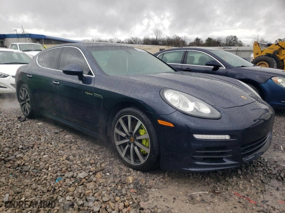 2016 Porsche Panamera S Hybrid with VIN WP0AD2A70GL040698, listed as a Copart auction lot 44634575 with 114,563 mi miles and Salvage Title. Bid and sale history available at carsss.com. Image 4.