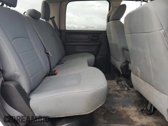 2019 Ram 1500 Tradesman z VIN 1C6RR7KT6KS647577, wystawiony jako Copart lot #51494075 z przebiegiem 128 156 mil mil oraz Czysty tytuł • Clean title. Historia ofert i sprzedaży dostępna na DreamBid. Obrazek 10.