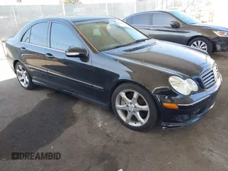2007 Mercedes-Benz C 230 Sport с VIN WDBRF52H57F933629, выставлен на аукционе IAAI как лот 42537760 с пробегом 153 487 миль миль и . История ставок и продаж доступна на DreamBid. Изображение 1.
