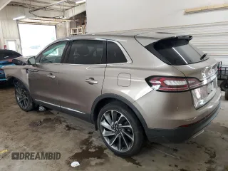 2020 Lincoln Nautilus Reserve z VIN 2LMPJ8K93LBL02777, wystawiony jako Copart lot #59559575 z przebiegiem Nie podano mil oraz Szkoda całkowita • Salvage title. Historia ofert i sprzedaży dostępna na DreamBid. Obrazek 2.