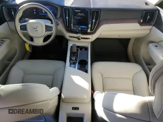 2022 Volvo XC60 Recharge Plug-In Hybrid Inscription Expression with VIN YV4H60DZ4N1008384, listed as a Copart auction lot 84529494 with 22,160 mi miles and Salvage Title. Bid and sale history available at carsss.com. Image 8.