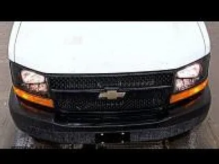 2017 Chevrolet Express Cargo z VIN 1GCWGAFF3H1158281, wystawiony jako IAAI lot #42566227 z przebiegiem 212 348 mil mil oraz . Historia ofert i sprzedaży dostępna na DreamBid. Obrazek 7.