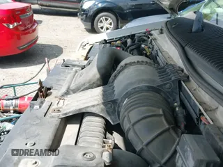 2007 Ford Econoline Cargo Commercial with VIN 1FTNE14WX7DB37140, listed as a IAAI auction lot 42738972 with 174,799 mi miles and . Bid and sale history available at DreamBid. Image 12.