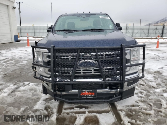 2024 Ford F-350 XL z VIN 1FTRF3DT6REC48328, wystawiony jako Copart lot #45008225 z przebiegiem 19 447 mil mil oraz Szkoda całkowita • Salvage title. Historia ofert i sprzedaży dostępna na DreamBid. Obrazek 5.