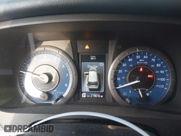2015 Toyota Sienna Ltd with VIN 5TDDK3DC8FS100841, listed as a IAAI auction lot 41539557 with 219,816 mi miles. Bid and sale history available at carsss.com. Image 7.