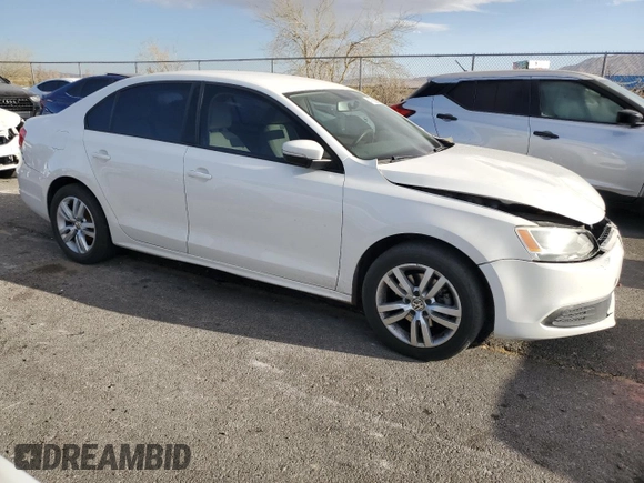 2011 Volkswagen Jetta Sedan SE w/Convenience & Sunroof PZEV with VIN 3VWDZ7AJ5BM392171, listed as a Copart auction lot 43759365 with 170,328 mi miles and Salvage Title. Bid and sale history available at carsss.com. Image 4.