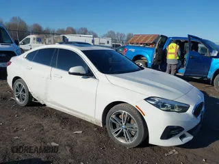 2021 BMW 2 Series 228i xDrive z VIN WBA73AK09M7G42125, wystawiony jako IAAI lot #41814065 z przebiegiem 66 210 mil mil oraz . Historia ofert i sprzedaży dostępna na DreamBid. Obrazek 1.