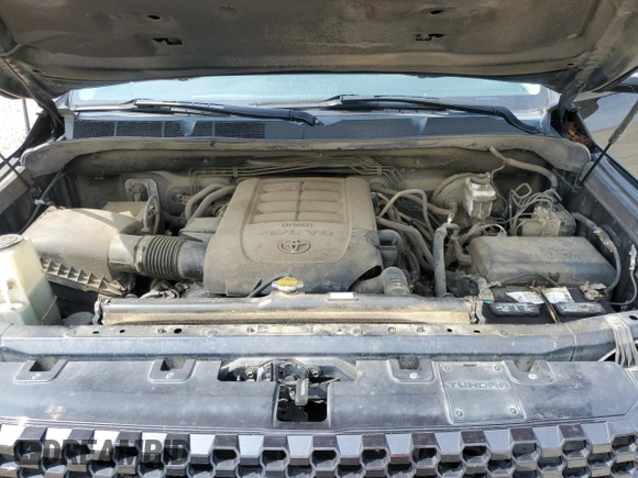 2017 Toyota Tundra Platinum z VIN 5TFAW5F13HX636883, wystawiony jako Copart lot #54941515 z przebiegiem 138 533 mil mil oraz Szkoda całkowita • Salvage title. Historia ofert i sprzedaży dostępna na DreamBid. Obrazek 11.