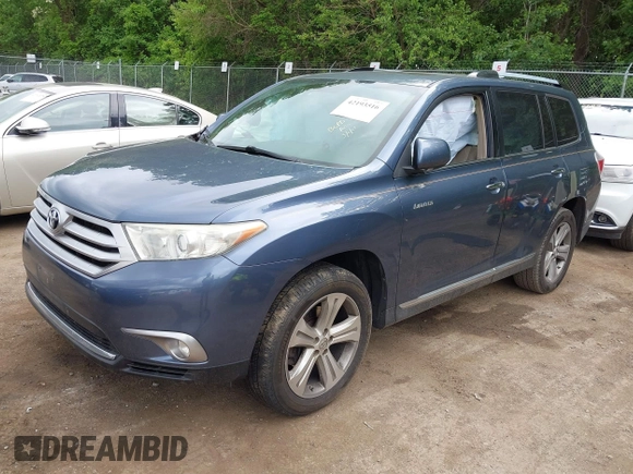 2013 Toyota Highlander Limited z VIN 5TDDK3EH9DS203161, wystawiony jako IAAI lot #42193516 z przebiegiem 194 352 mil mil oraz . Historia ofert i sprzedaży dostępna na DreamBid. Obrazek 2.