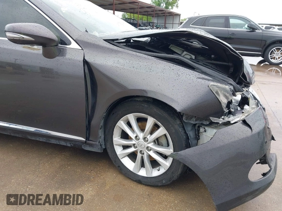 2011 Lexus ES 330 with VIN JTHBK1EG7B2450409, listed as a IAAI auction lot 42481391 with Not provided miles and . Bid and sale history available at DreamBid. Image 17.