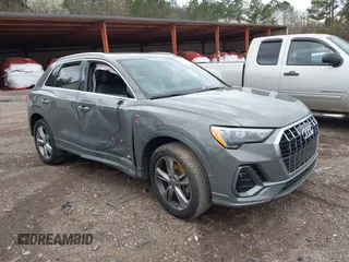 2020 Audi Q3 S line Premium with VIN WA1DECF34L1046543, listed as a IAAI auction lot 41715612 with 71,816 mi miles. Bid and sale history available at carsss.com. Image 1.