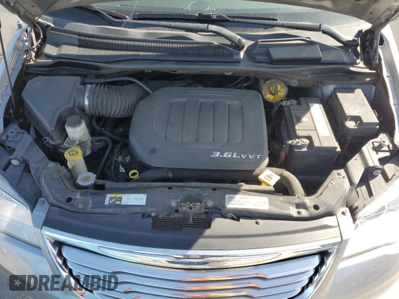 2015 Chrysler Town & Country LX with VIN 2C4RC1AG2FR677596, listed as a Copart auction lot 52257765 with 193,937 mi miles and Salvage Title. Bid and sale history available at carsss.com. Image 13.
