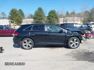 2010 Toyota Venza with VIN 4T3BK3BB8AU034185, listed as a IAAI auction lot 41967775 with 95,849 mi miles. Bid and sale history available at carsss.com. Image 12.