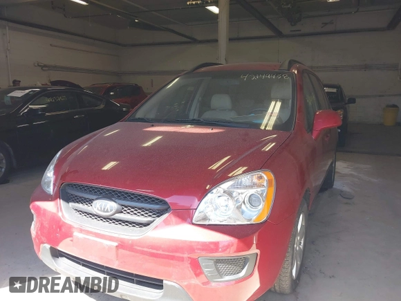 2008 Kia Rondo LX with VIN KNAFG526X87136219, listed as a IAAI auction lot 42149438 with 74,472 mi miles. Bid and sale history available at carsss.com. Image 6.