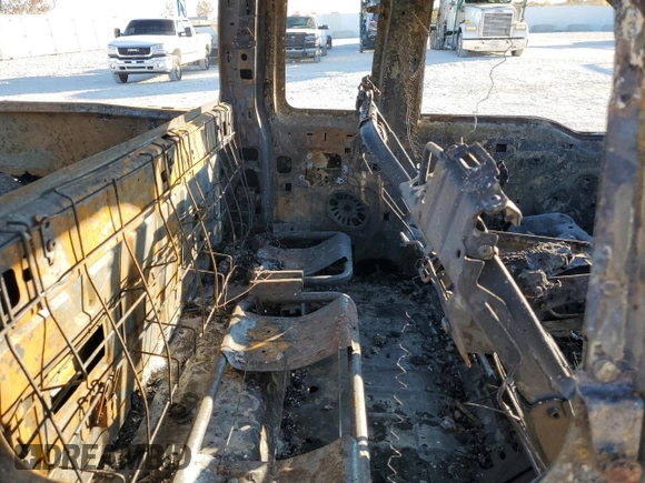 2003 Ford Super Duty F-250 XL with VIN 1FTNX21F83EA39880, listed as a Copart auction lot 77647284 with 0 mi miles and Salvage Title. Bid and sale history available at carsss.com. Image 10.