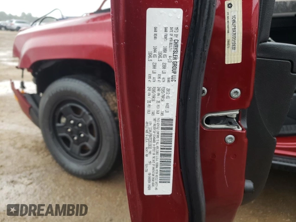 2014 Jeep Patriot Altitude with VIN 1C4NJPBA7ED512632, listed as a Copart auction lot 43197655 with 163,440 mi miles and Salvage Title. Bid and sale history available at DreamBid. Image 12.