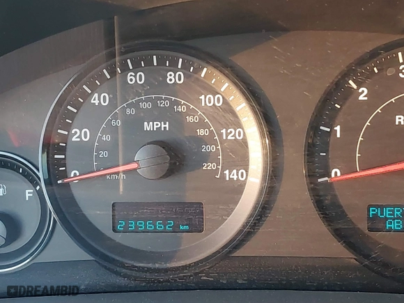 2006 Jeep Grand Cherokee Laredo with VIN 1J8GS48K16C348315, listed as a IAAI auction lot 41062772 with 239,662 mi miles. Bid and sale history available at carsss.com. Image 14.