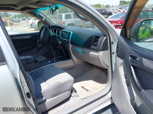 2005 Toyota 4Runner SR5 with VIN JTEBU14R150056589, listed as a IAAI auction lot 42077670 with 115,900 mi miles. Bid and sale history available at carsss.com. Image 5.