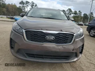 2019 Kia Sorento LX with VIN 5XYPG4A31KG572525, listed as a Copart auction lot 49711215 with 93,542 mi miles and Salvage Title. Bid and sale history available at DreamBid. Image 5.