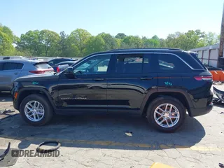 2023 Jeep Grand Cherokee Laredo with VIN 1C4RJHAG7P8910819, listed as a IAAI auction lot 42025847 with 30,368 mi miles and . Bid and sale history available at DreamBid. Image 14.