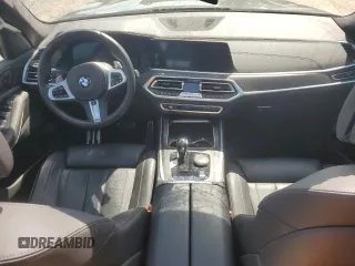 2022 BMW X7 xDrive40i z VIN 5UXCW2C07N9L74738, wystawiony jako Copart lot #53938795 z przebiegiem Nie podano mil oraz Szkoda całkowita • Salvage title. Historia ofert i sprzedaży dostępna na DreamBid. Obrazek 8.