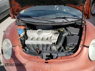 2010 Volkswagen New Beetle Coupe with VIN 3VWRG3AGXAM019277, listed as a Copart auction lot 78192284 with 147,325 mi miles and Salvage Title. Bid and sale history available at carsss.com. Image 11.