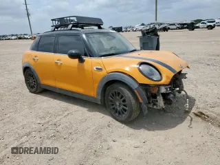 2015 MINI Hardtop 4 Door z VIN WMWXS5C59FT831465, wystawiony jako Copart lot #57534805 z przebiegiem Nie podano mil oraz Czysty tytuł • Clean title. Historia ofert i sprzedaży dostępna na DreamBid. Obrazek 4.