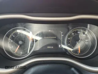 2016 Jeep Cherokee Latitude z VIN 1C4PJMCSXGW368550, wystawiony jako Copart lot #54358445 z przebiegiem 159 013 mil mil oraz Szkoda całkowita • Salvage title. Historia ofert i sprzedaży dostępna na DreamBid. Obrazek 9.