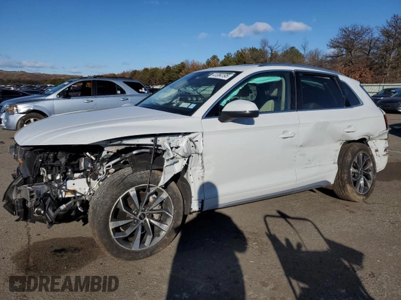 2024 Audi Q5 S line Premium with VIN WA1GAAFY9R2045240, listed as a Copart auction lot 41384195 with 16,983 mi miles and Salvage Title. Bid and sale history available at carsss.com. Image 1.
