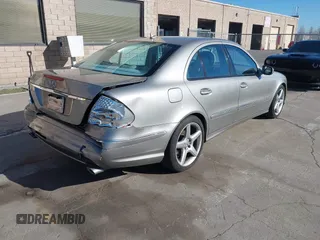2009 Mercedes-Benz E 350 Luxury with VIN WDBUF56X19B407911, listed as a IAAI auction lot 41328511 with 25,015 mi miles and . Bid and sale history available at carsss.com. Image 4.