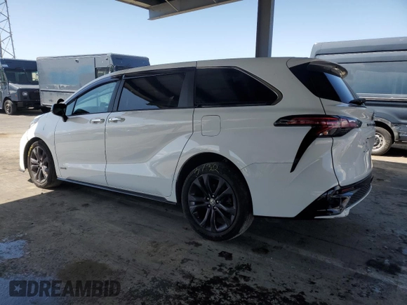 2021 Toyota Sienna XSE with VIN 5TDXRKEC3MS005215, listed as a Copart auction lot 51826915 with 89,078 mi miles and Clean Title. Bid and sale history available at DreamBid. Image 2.