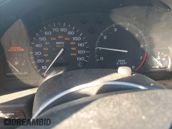 1999 Saturn SL with VIN 1G8ZK5270XZ147170, listed as a Copart auction lot 42169385 with 141,100 mi miles and Clean title. Bid and sale history available at DreamBid. Image 9.