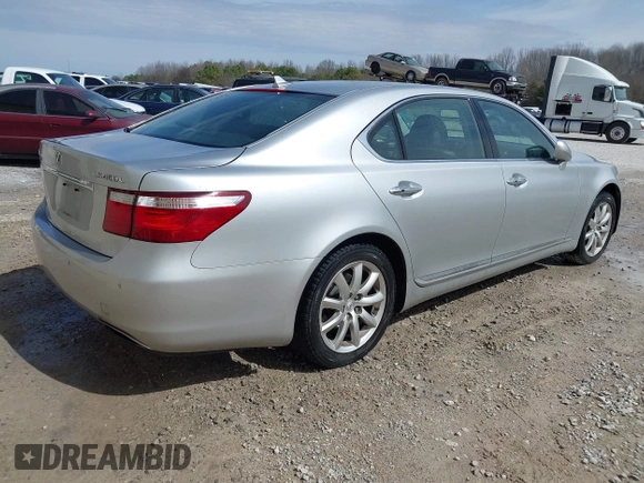 2008 Lexus LS 460 L with VIN JTHGL46F985024402, listed as a IAAI auction lot 41753588 with 167,373 mi miles and . Bid and sale history available at DreamBid. Image 4.