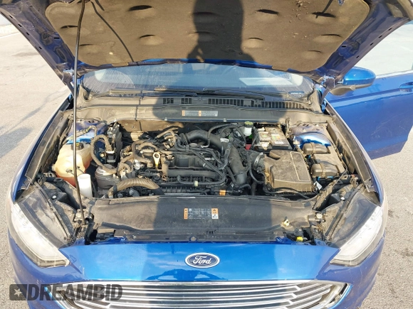 2018 Ford Fusion SE with VIN 3FA6P0HD7JR284151, listed as a IAAI auction lot 40269413 with 105,222 mi miles. Bid and sale history available at carsss.com. Image 10.