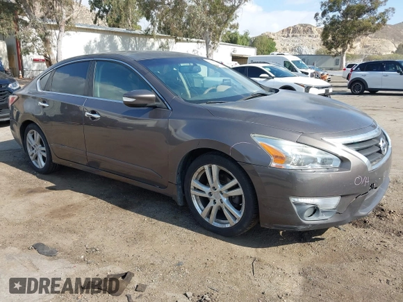 2014 Nissan Altima SL с VIN 1N4BL3APXEC292958, выставлен на аукционе IAAI как лот 42100931 с пробегом 161 569 миль миль и . История ставок и продаж доступна на DreamBid. Изображение 1.