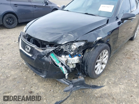 2011 Lexus IS 250 with VIN JTHCF5C26B5048550, listed as a IAAI auction lot 41874477 with 284,362 mi miles. Bid and sale history available at carsss.com. Image 6.