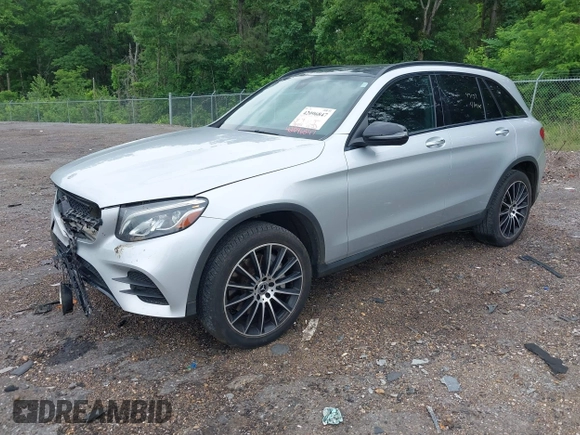 2019 Mercedes-Benz GLC 300 z VIN WDC0G4KB7KV170499, wystawiony jako IAAI lot #42096847 z przebiegiem 81 951 mil mil oraz . Historia ofert i sprzedaży dostępna na DreamBid. Obrazek 2.