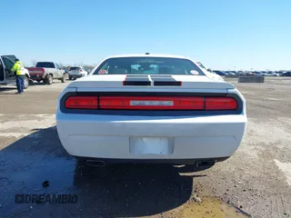 2011 Dodge Challenger z VIN 2B3CJ4DG5BH602787, wystawiony jako IAAI lot #41759684 z przebiegiem 128 055 mil mil oraz . Historia ofert i sprzedaży dostępna na DreamBid. Obrazek 16.